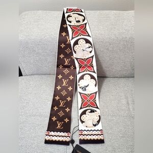 **SALE** Bunnies Skinny Scarf Twilly NWT